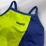 مایو زنانه اسلیپ بندی طرح دار ضد کلر به همراه کلاه - Image 3