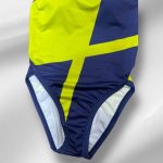 مایو زنانه اسلیپ بندی طرح دار ضد کلر به همراه کلاه - Image 4